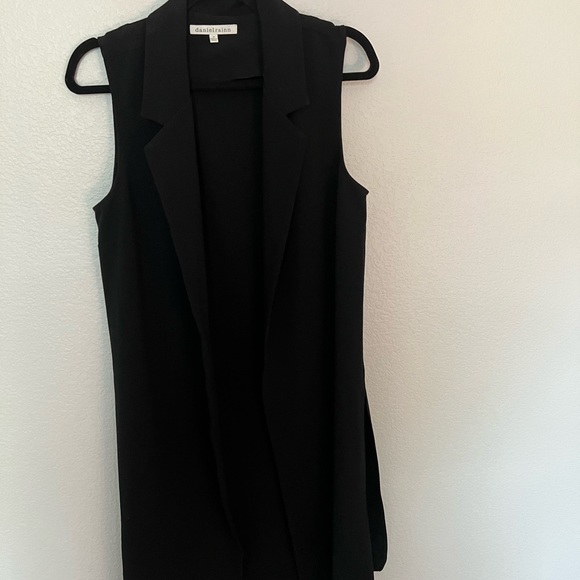 Sleeveless vest. MIDI length. Obsessed! - Picture 3 of 3